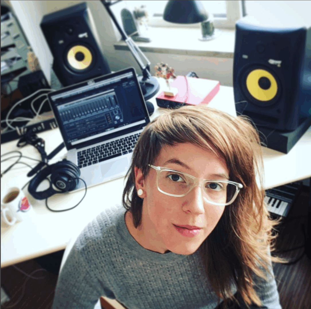 Angela de Weijer (Miss Milivolt)