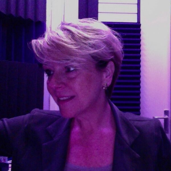 Voixlà! Jacqueline Blom / voice-over / stemactrice