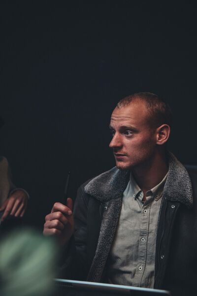 Nieuwsgierig naar het werk van Tom?