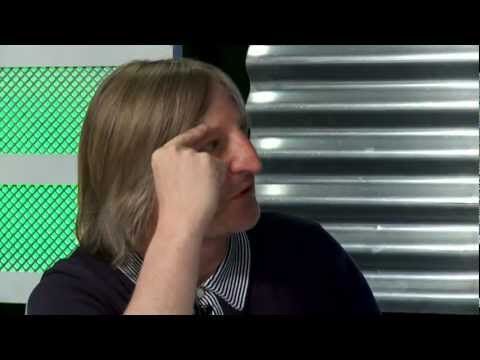 ‘Op de set ontstaat een huwelijk met een track’