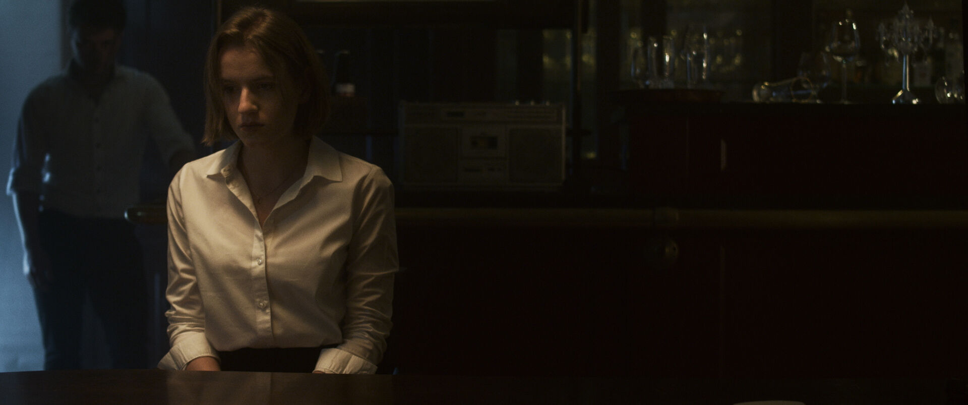 ROTTWEILER_1080p_ENG subs yellow.00_01_22_03.Still007