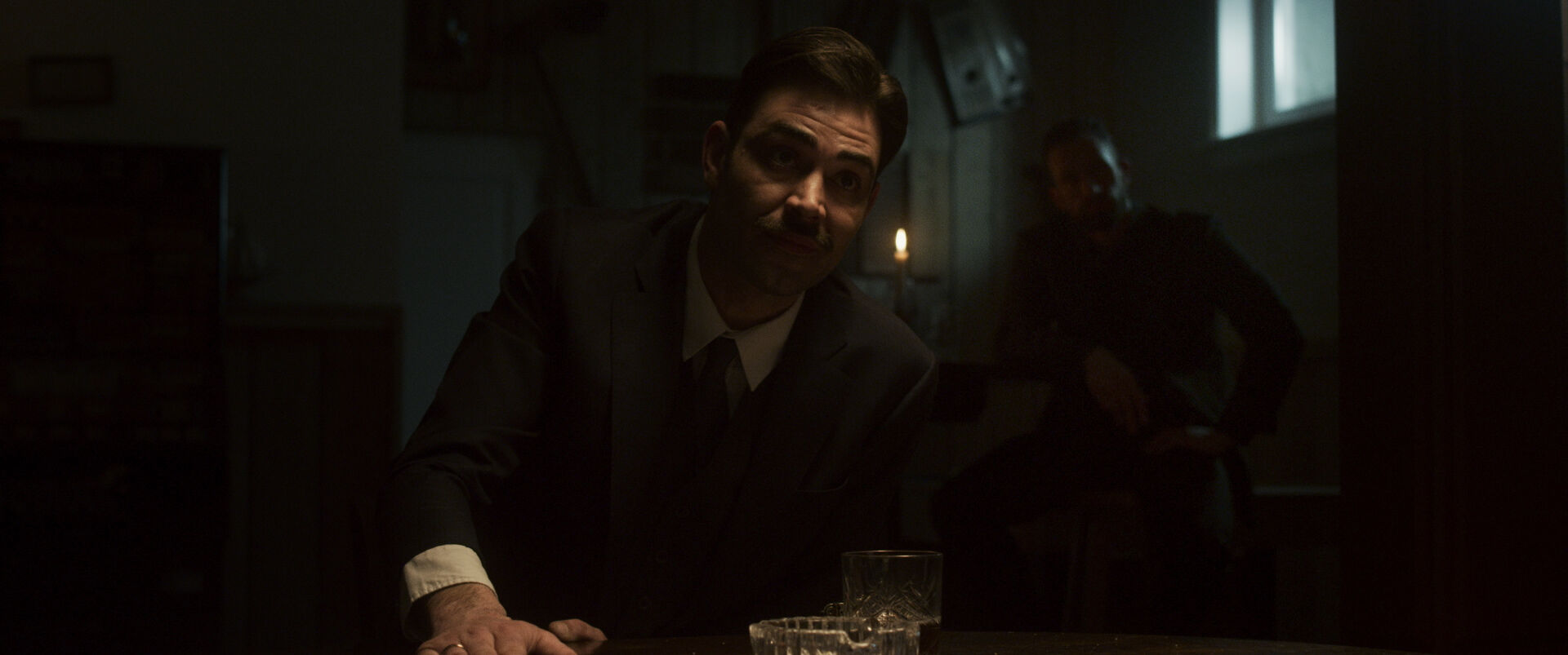 ROTTWEILER_1080p_ENG subs yellow.00_04_11_20.Still011